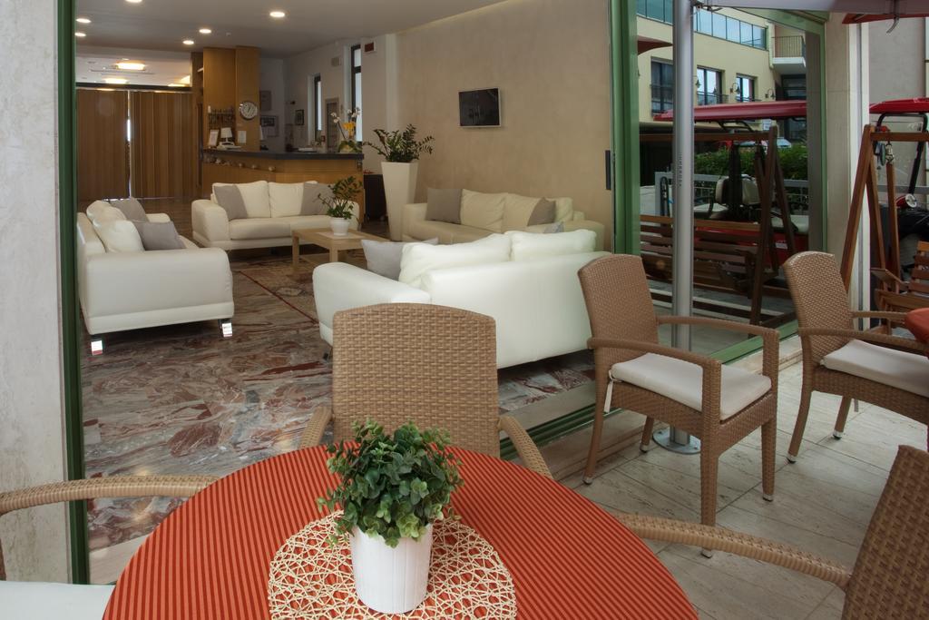 Hotel International Gabicce Mare Exteriér fotografie